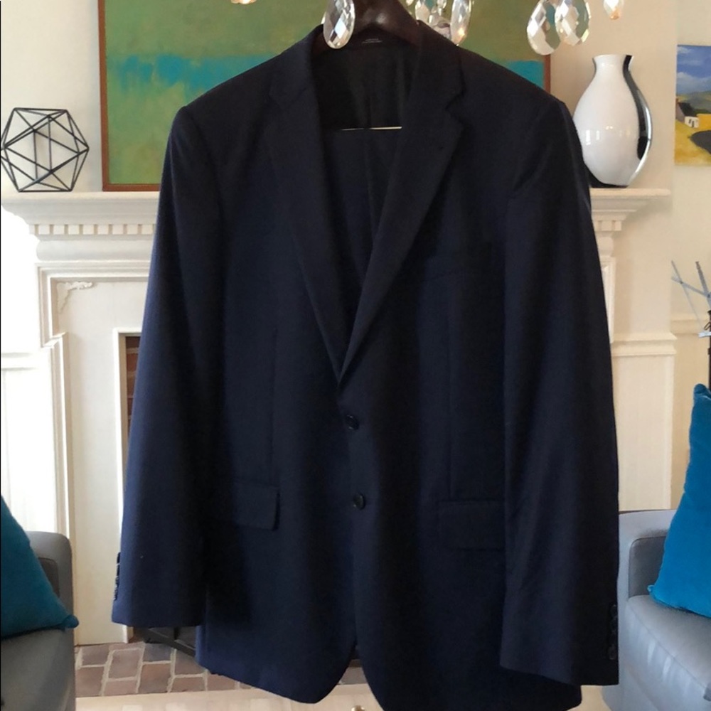 Dress fine wool suit.